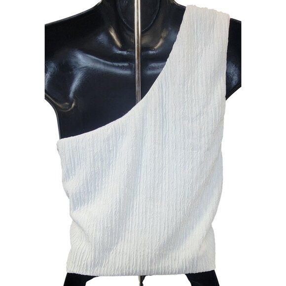 Le Lis Top White/ Ivory Textured One Shoulder Womens Med New with Tags - Picture 2 of 6
